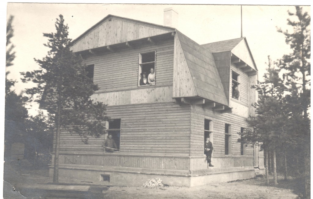 Aastal 1923 või 1924 ehitamine